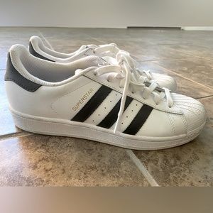 Adidas originals shell top shoes